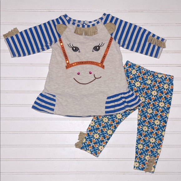 ABSOLUTELY PRECIOUS VGUC Horse Appliqué Sequin Fringe Tunic Legging Set - Picture 1 of 1